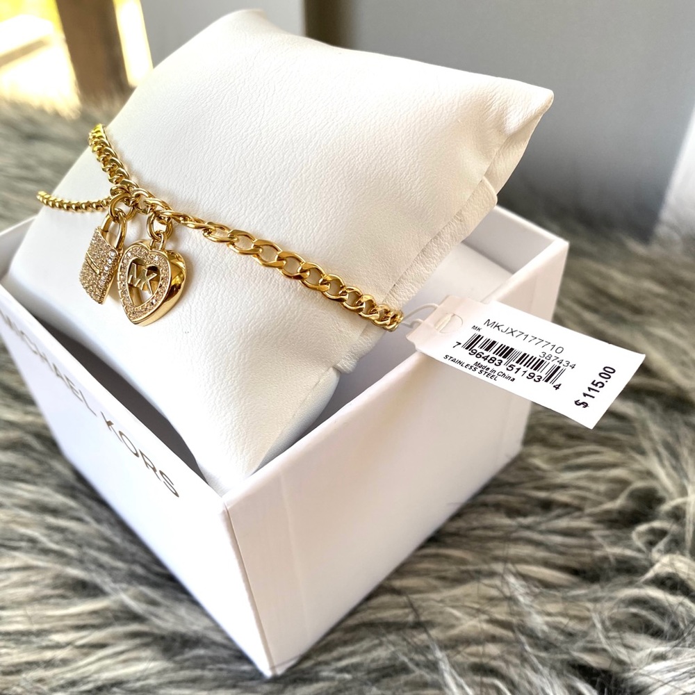 NWT MK love is in the air heart & lock bracelet - Picture 6 of 9